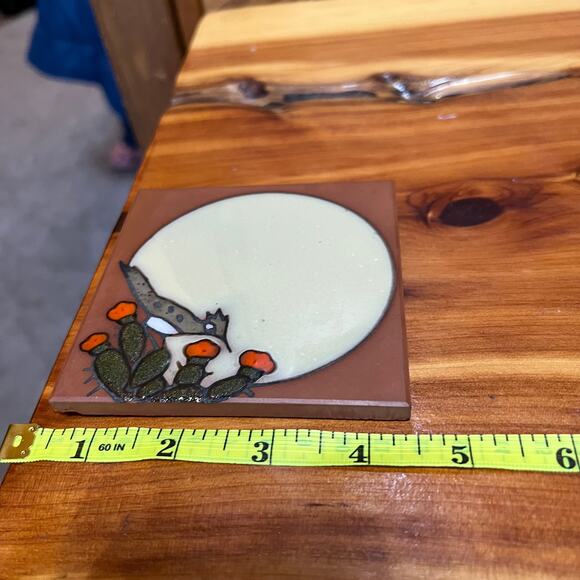 Vintage Betty Company Ceramic Tile Southwestern Cactus Wren Eating Fruit Unique - Picture 2 of 7